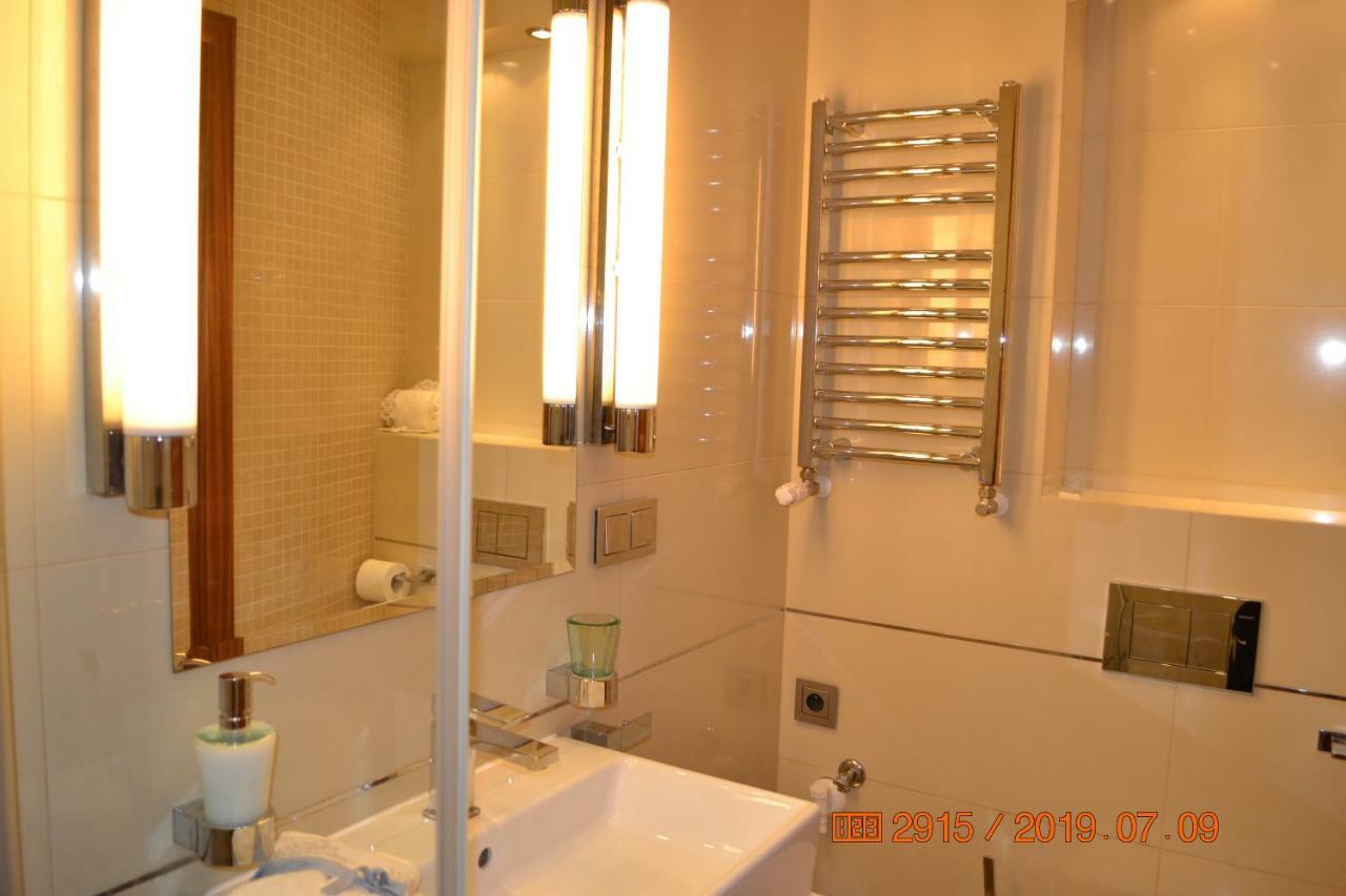 Apartament Parkowa Polana Z Ogrodem Polanica-Zdroj Exterior photo
