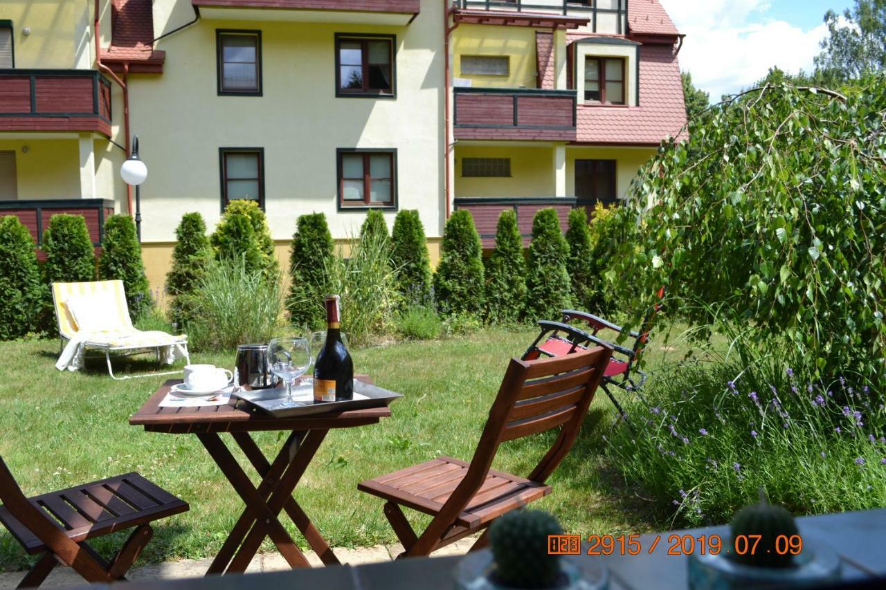 Apartament Parkowa Polana Z Ogrodem Polanica-Zdroj Exterior photo